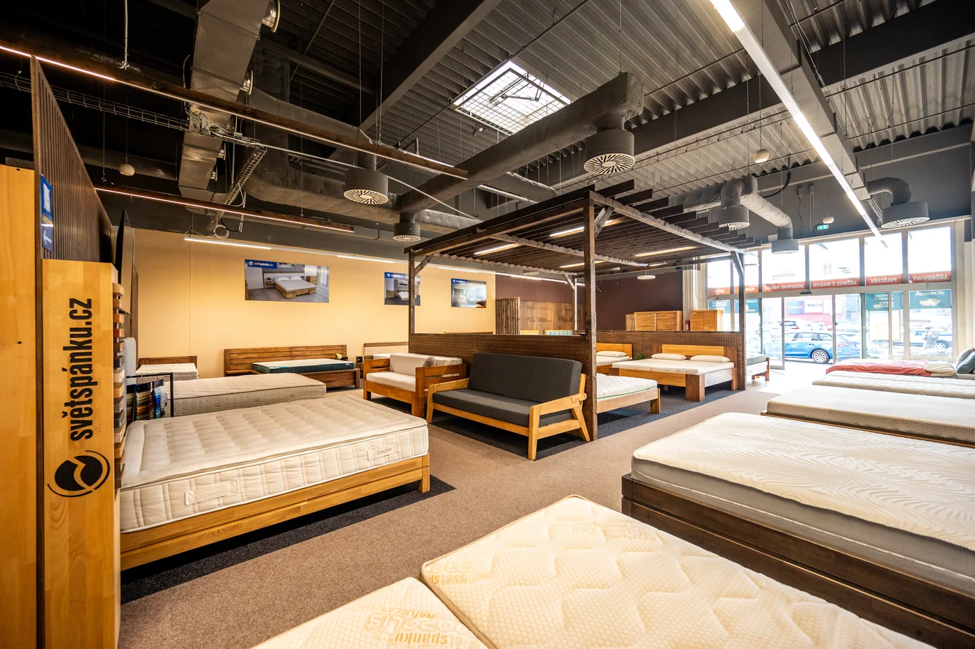 Ostrava — OC Futurum (foto 1)