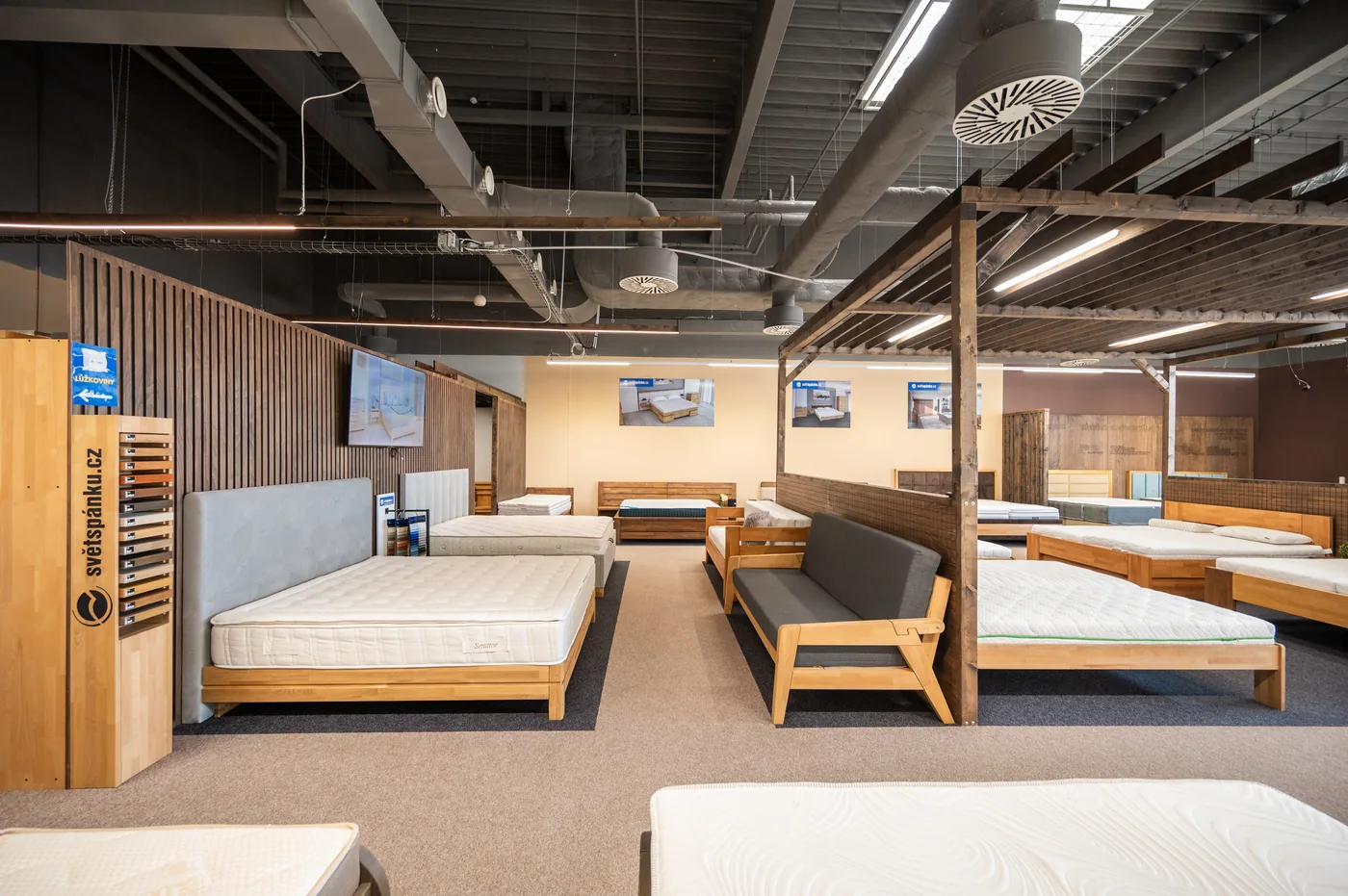 Ostrava — OC Futurum (foto 2)