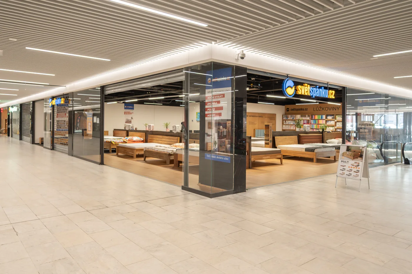 Hradec Králové — OC Atrium (foto 3)