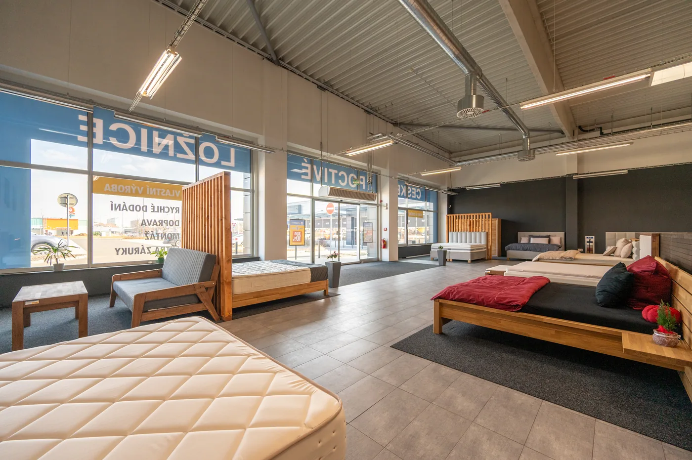 Olomouc — OC Haná (foto 8)